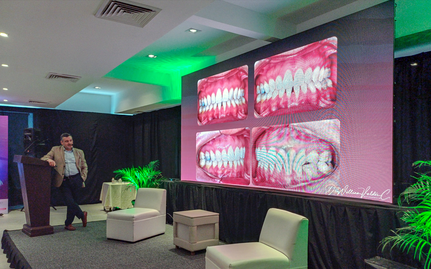 27-diseno-escenografias-convenciones-congresos-conferencias-colegios-profesionales-tampico