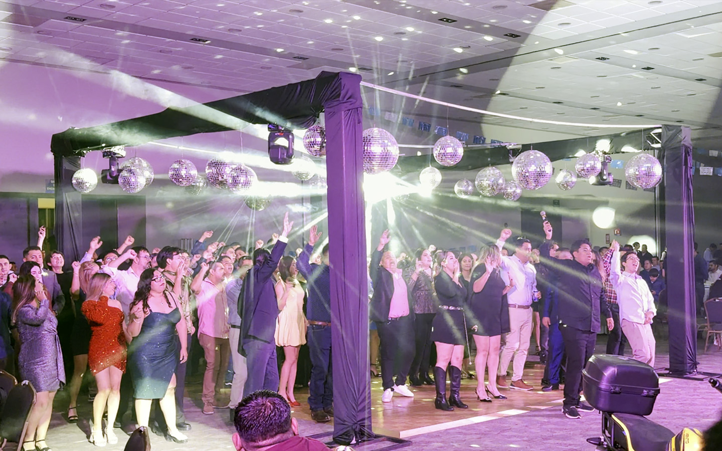 33-renta-de-escenografias-fiestas-tematicas-eventos-tampico