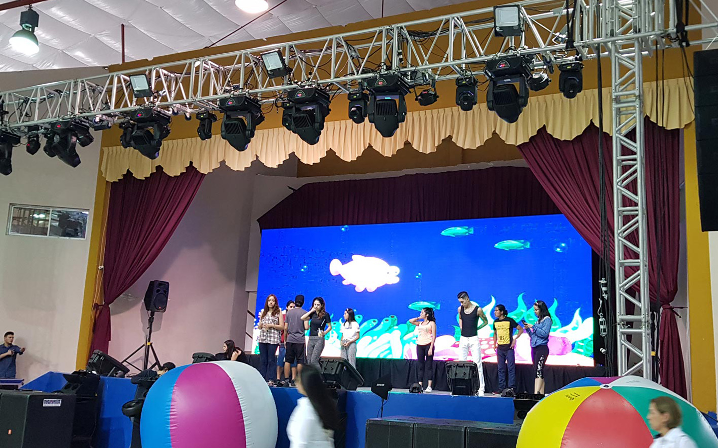4-donde-rentar-escenografias-tampico-eventos-artisticos-culturales-festivales-obras-teatro-conciertos