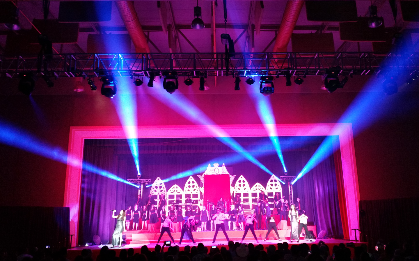 42-quien-renta-escenografias-eventos-festivales-conciertos-escolares-en-tampico