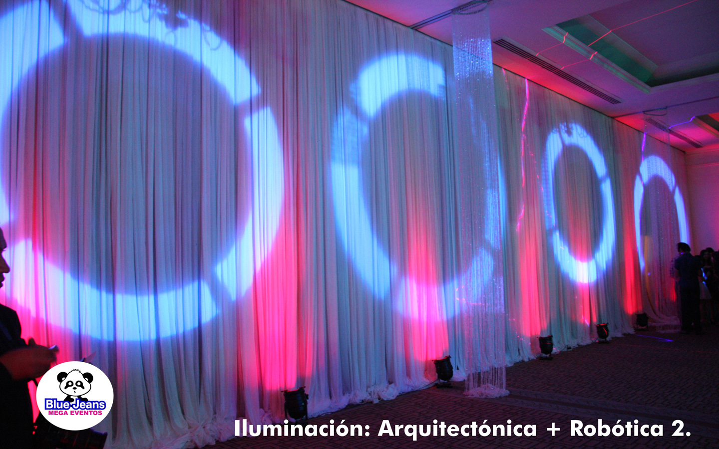 46-renta-escenografias-fiestas-xv-anos-bodas-tematicas-decoracion-a-eventos-tampico
