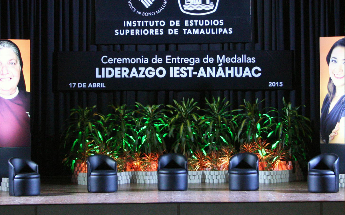 52-renta-escenografias-congresos-ceremonias-escolares-eventos-en-tampico