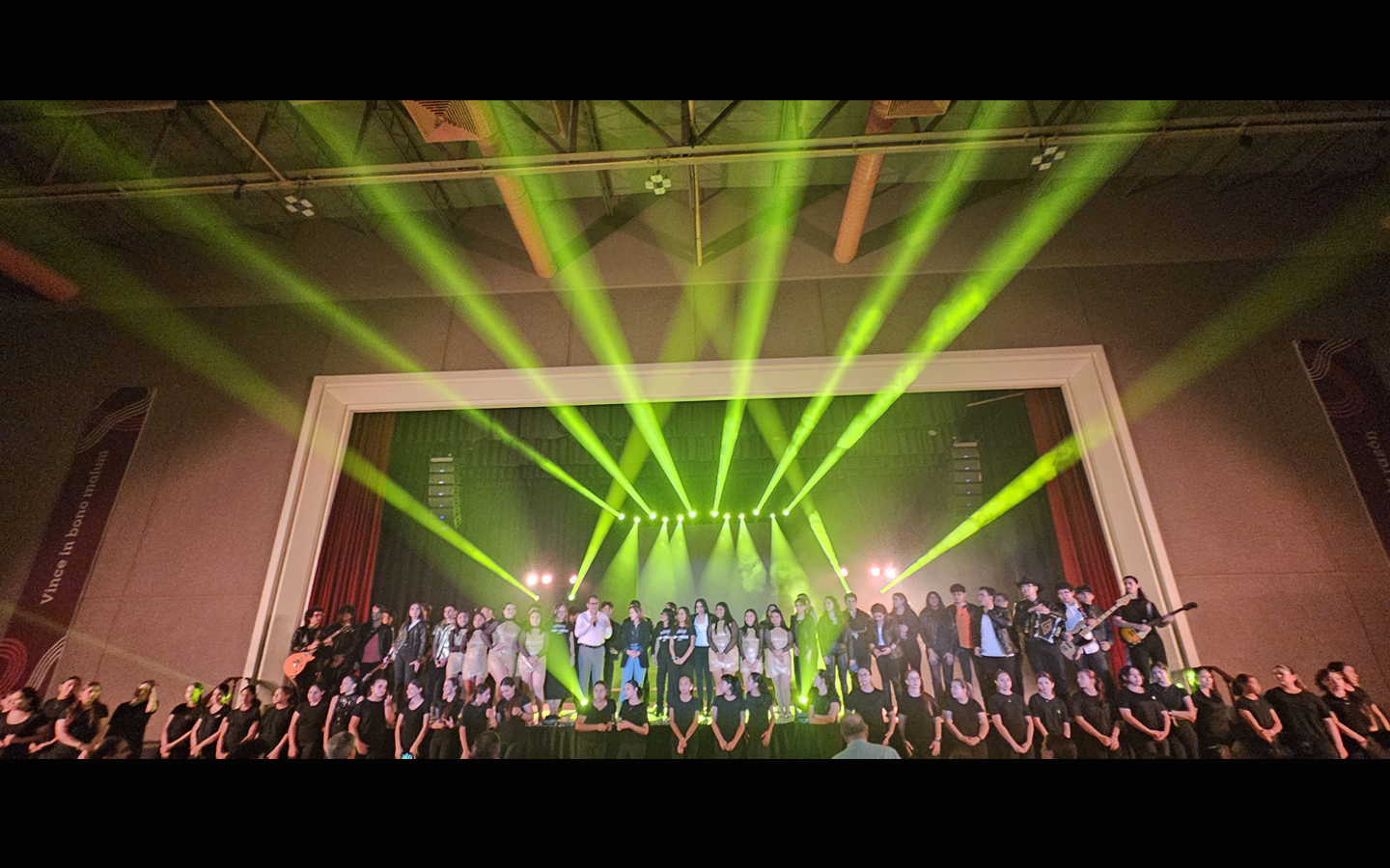 64-diseno-y-renta-escenografias-conciertos-festivales-eventos-tampico