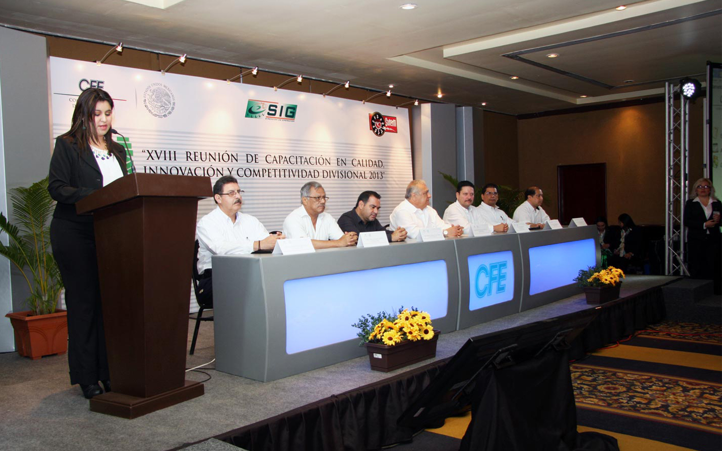 73-escenografias-para-congresos-y-convenciones-renta-diseno-fabricacion-tampico