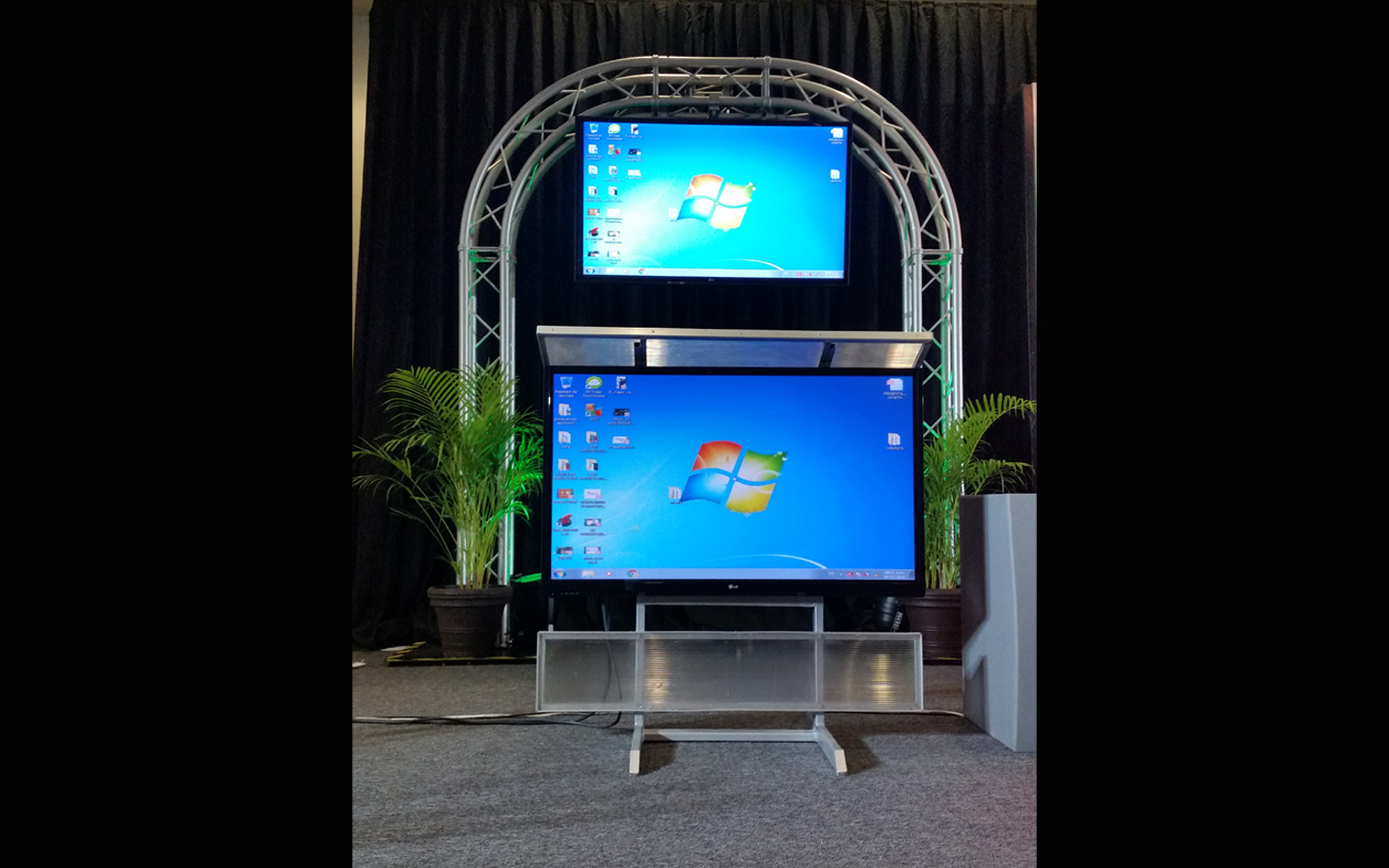 88-quien-renta-escenografias-congresos-y-conferencias-eventos-escolares-en-tampico