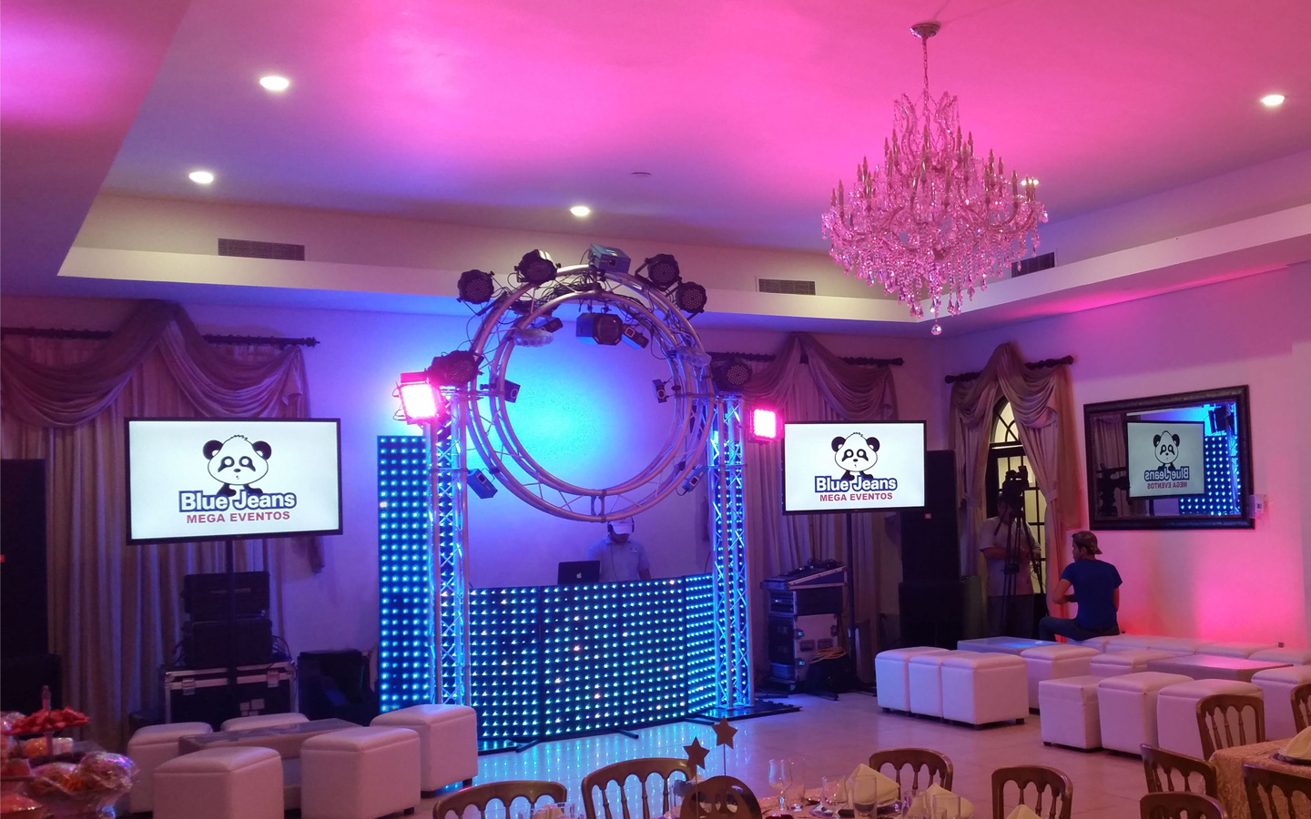 34-quien-renta-luces-iluminacion-fiestas-djs-eventos-graduaciones-xv-anos-bodas-arquitectonica-decorativa-en-tampico