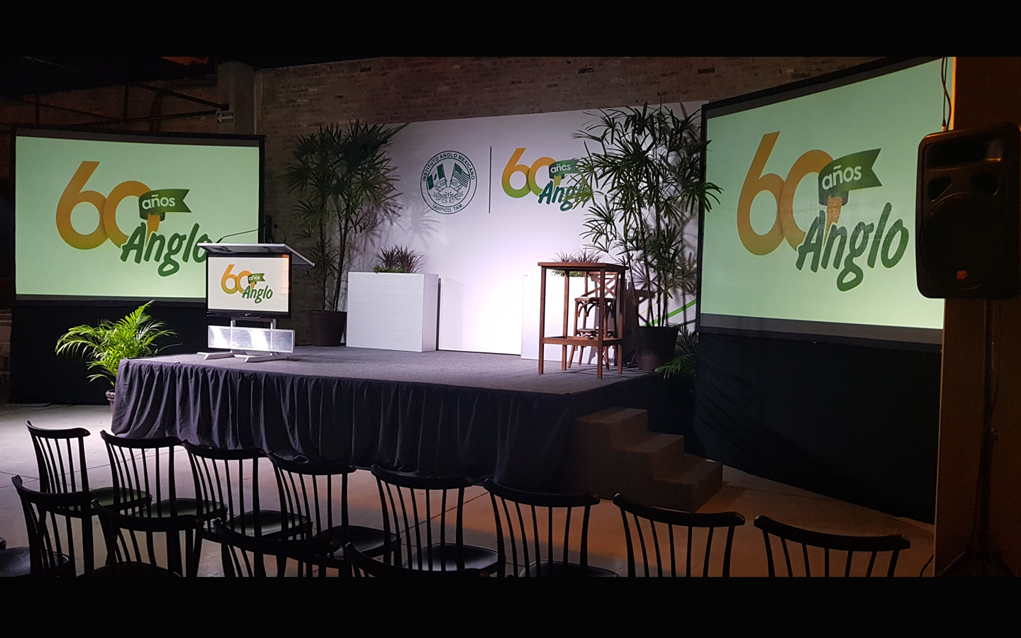 38-Renta-de-Tarimas-en-Tampico-Escenarios-Entarimados-Estrados-Escenarios-Templetes-para-Eventos-Conferencias-Festivales
